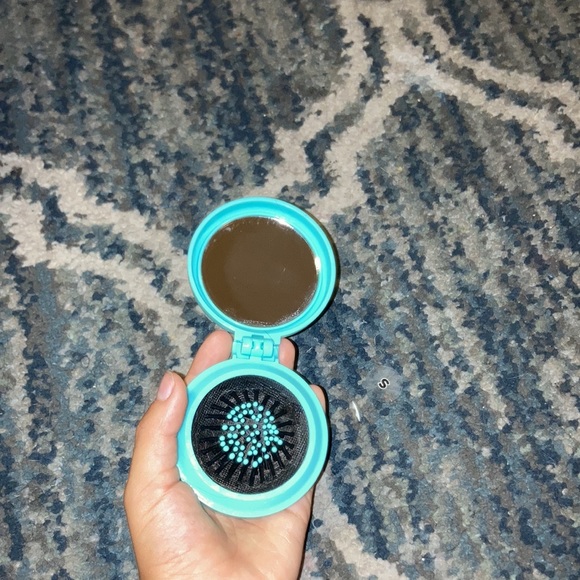 Color blue - Picture 2 of 3